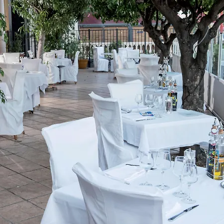 Hotel Le Royal Promenade Des