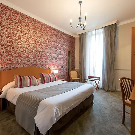 Le Royal Promenade Des 3*