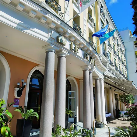 Отель Le Royal Promenade Des 3*