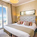 Hotel Le Royal Promenade Des 3*