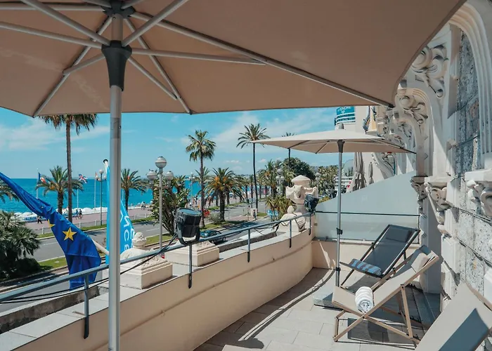 Le Royal Promenade Des