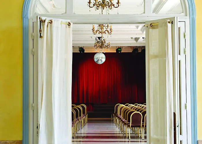 Le Royal Promenade Des