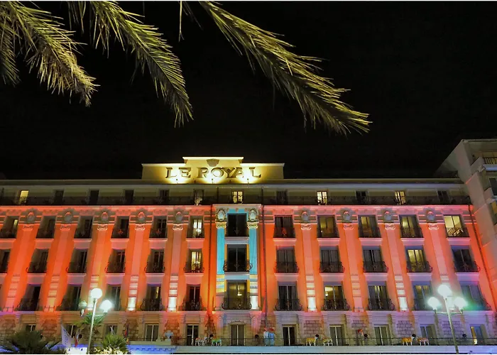 Ξενοδοχείο Le Royal Promenade Des 3*