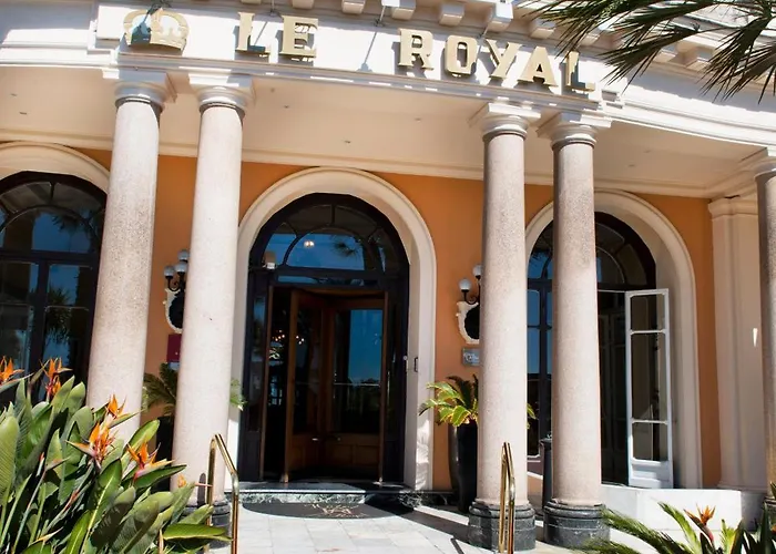 Le Royal Promenade Des