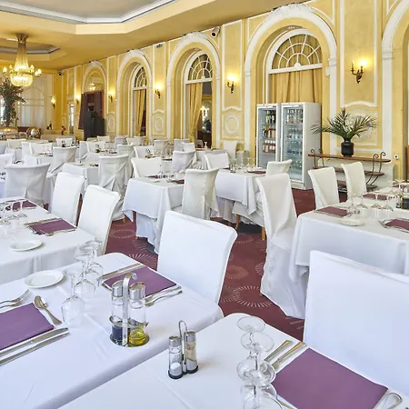 Le Royal Promenade Des ניס