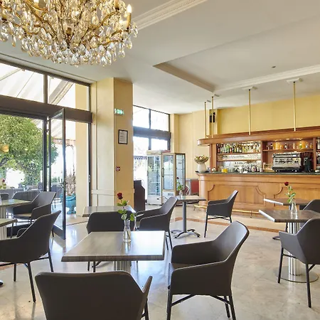 Le Royal Promenade Des 3* ניס