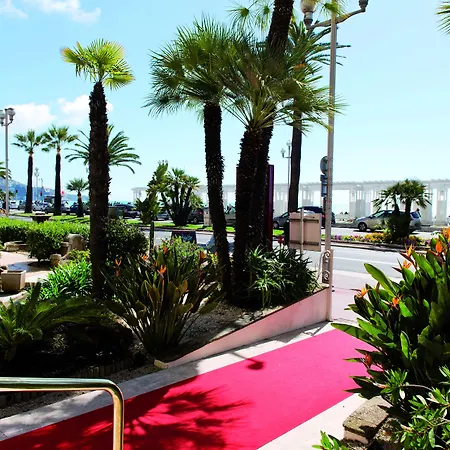 Le Royal Promenade Des Nice