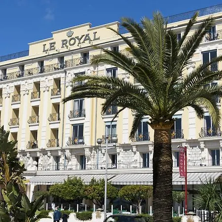 Le Royal Promenade Des Nice